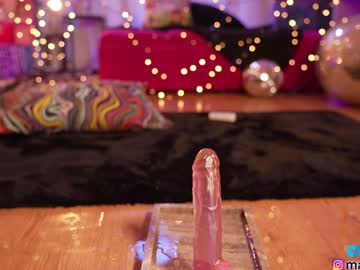 girl cam all day informal_ image #8614899