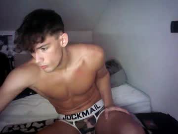 man cam all day giovyyx image #8847998