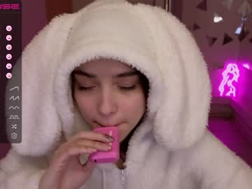 girl cam all day lily_ewing image #4377040