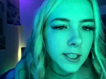 girl cam all day shiestykat999 image #7273266