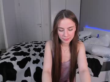 girl cam all day elannand image #6154100