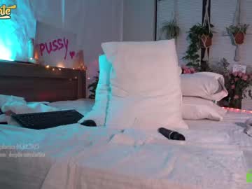 girl cam all day _deepthroatgalactica image #3703725