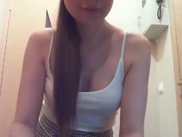 girl cam all day prettywoman111 image #1388600