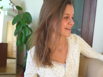 girl cam all day eli_sun image #9407497