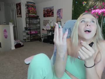 girl cam all day pr3ttyp1nkpussy image #2467887
