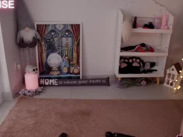girl cam all day careful_i_bite image #8632851