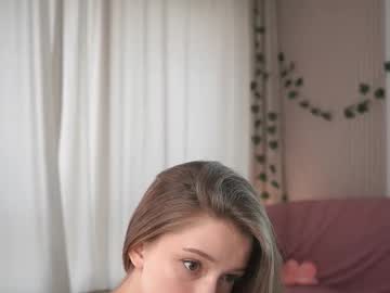 girl cam all day little_poetry image #9005675