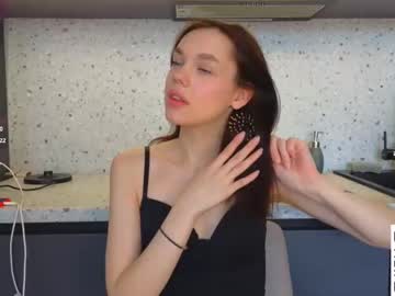girl cam all day littlee_lily image #9308413