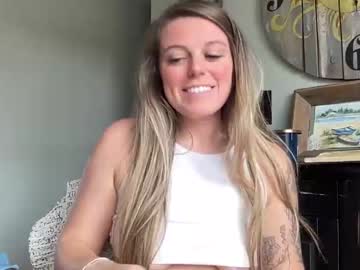 girl cam all day bumble_bees45 image #3941099