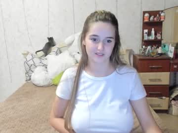 girl cam all day emmika_ image #2674953
