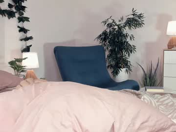 girl cam all day hinatabroks image #8211010