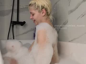 girl cam all day lesi_moonie image #8657297