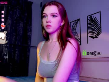 girl cam all day small_blondee image #3345654