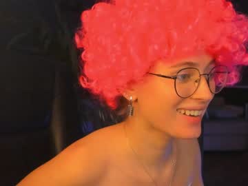 girl cam all day linellali image #2990105