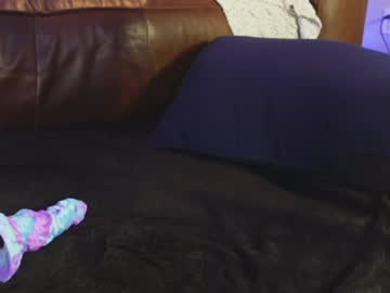 girl cam all day taylor_love_303 image #7413544