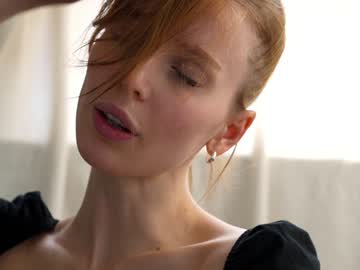 girl cam all day ellaa91 image #3626635