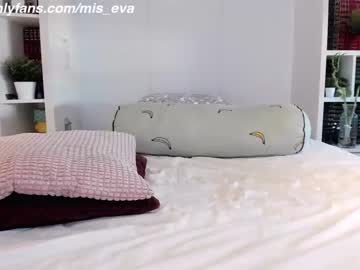 girl cam all day mis_eva image #2956249
