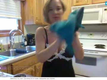 girl cam all day champagnefun image #6219709