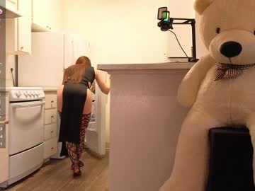 girl cam all day 007movie image #8393300