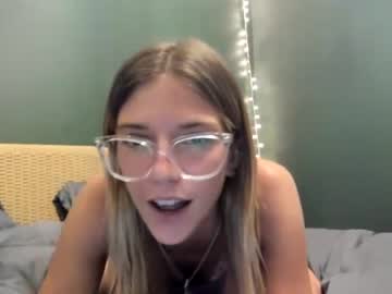 girl cam all day oliviahansleyy image #7018119