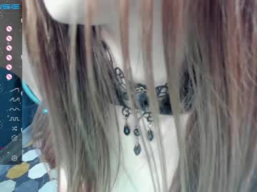 girl cam all day euphoria_life image #2903018