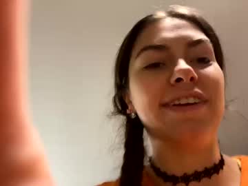 girl cam all day chroniclove image #2343613