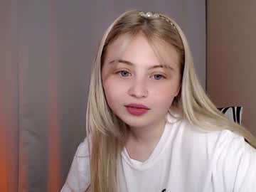 girl cam all day shy_blondiee image #3691277