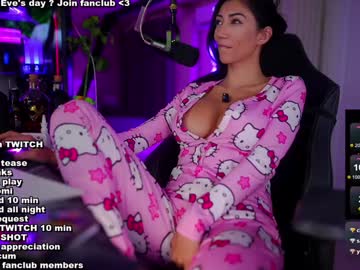 girl cam all day evelyne92 image #8365301