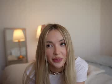 girl cam all day kriss0leoo image #9094963