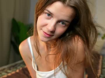 girl cam all day eli_sun image #5765676
