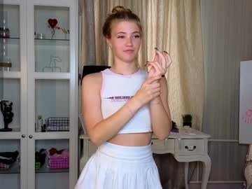 girl cam all day cute_fox_girl image #9539701