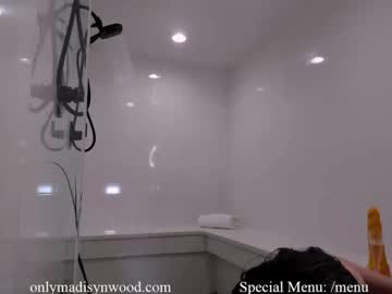 girl cam all day madisynwood image #7243156