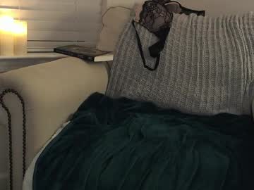girl cam all day katiereads image #8485753