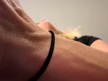 girl cam all day taylor_love_303 image #4810416