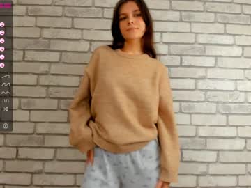 girl cam all day carolynjacquelins image #3146522