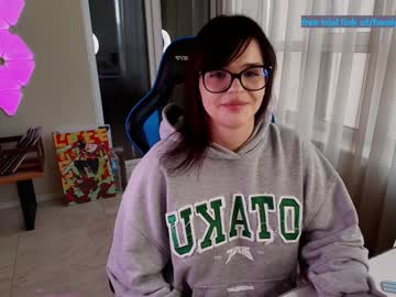 girl cam all day aavee image #9549341
