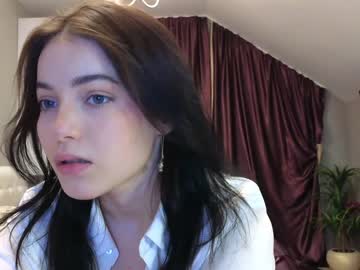 girl cam all day kr1stinarrow image #5006547