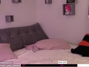 girl cam all day mari_and_jandro image #2024492