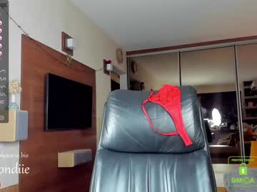 girl cam all day bestblondiiecb image #3603695