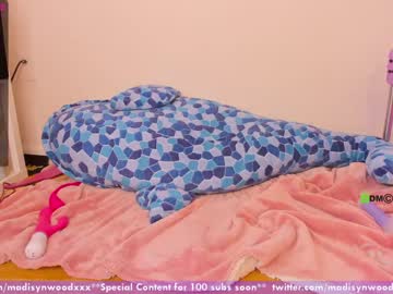 girl cam all day madisynwood image #1806282