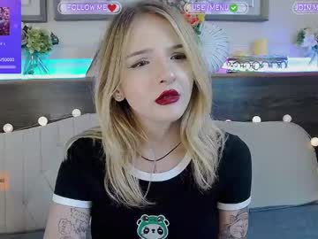 girl cam all day ginger_pie image #4812112