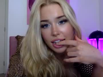 girl cam all day tastytilly image #3807383