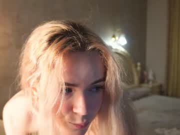 girl cam all day courtneyabigail image #6407111