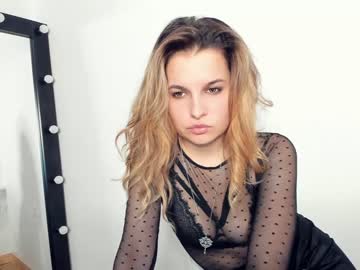girl cam all day kiss_tenderness image #1389161