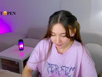 girl cam all day ambertan1 image #8483459