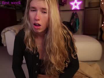 girl cam all day lucy_gooosey image #8572870