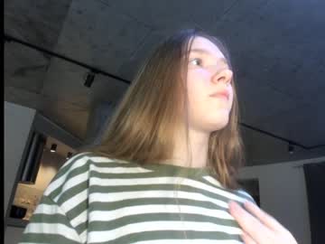 girl cam all day mysat image #2865686