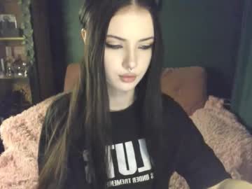 girl cam all day bmwm5f90 image #8954800