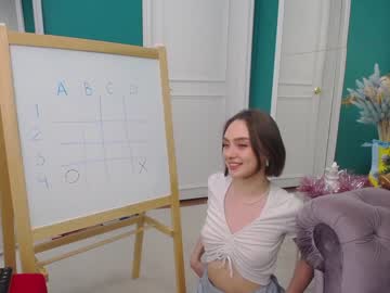 girl cam all day adelewilson__ image #682371