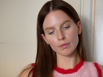 girl cam all day ellaa91 image #2721649